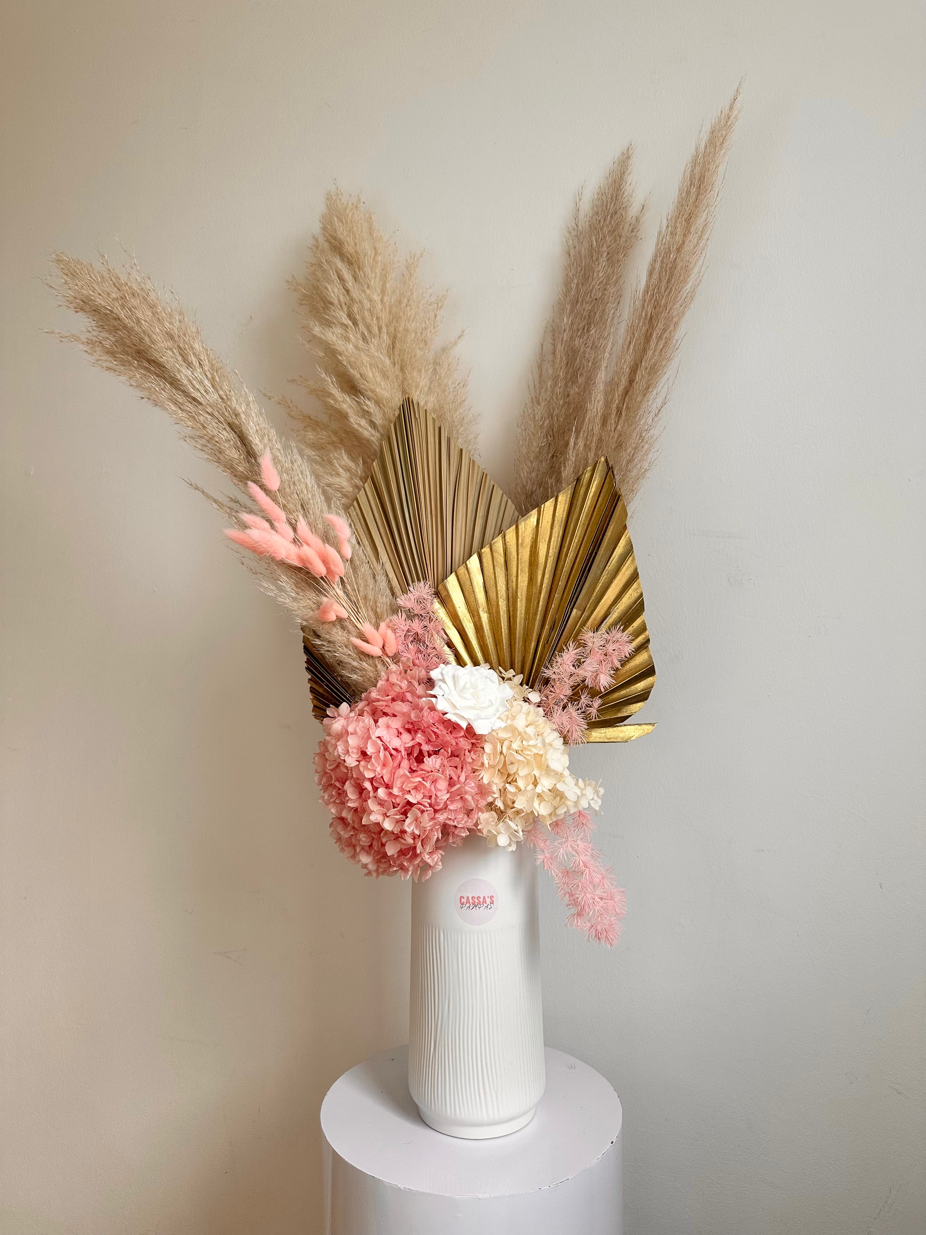 Gigi Vase arrangement